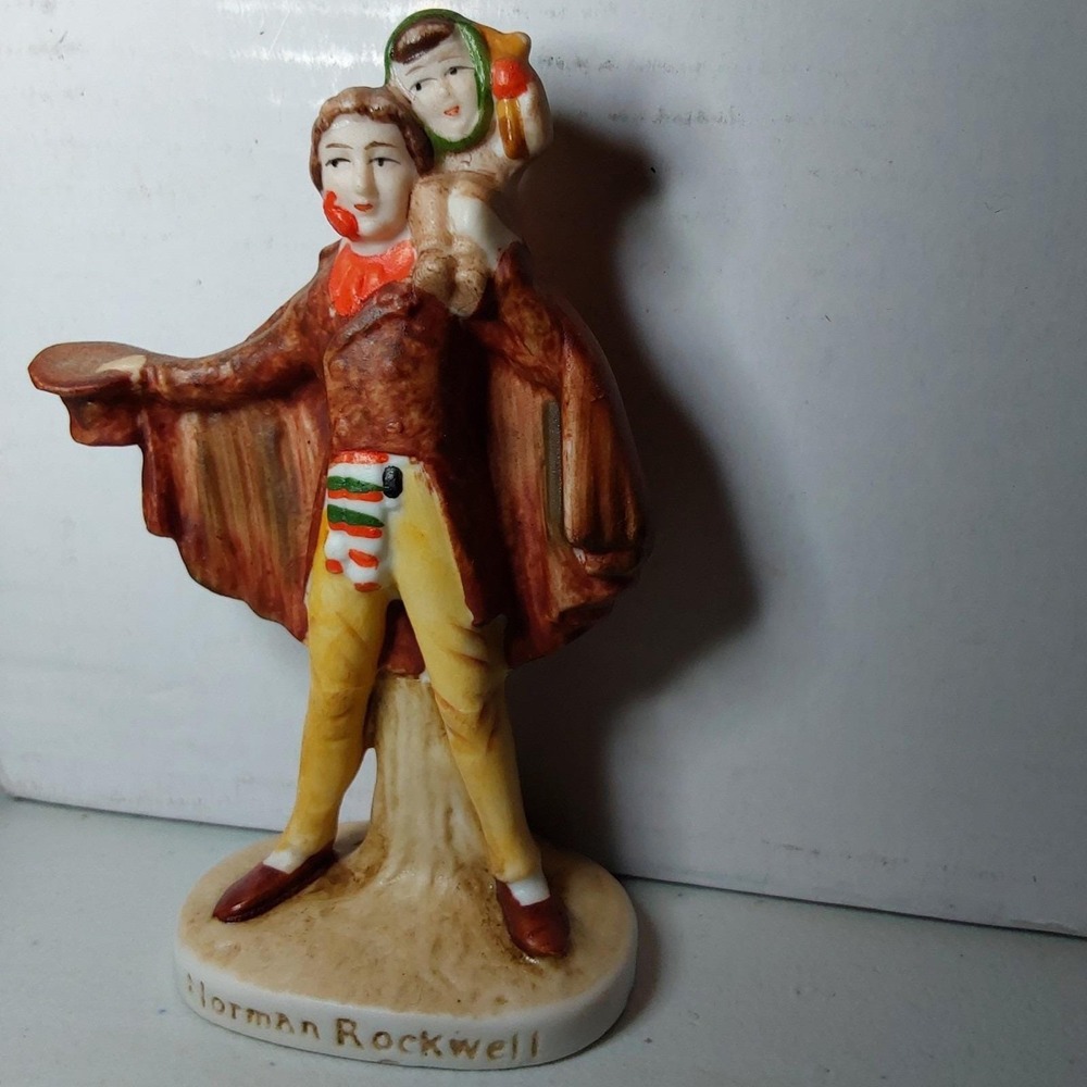 Norman Rockwell Tiny Tim & Bob Cratchit 3 1/2"‎ Vintage Porcelain Figure 1979